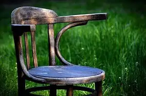 make money refurbishing furniture