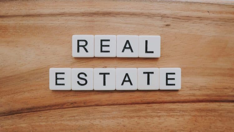 real estate image - How Much Do Real Estate Agents Make?