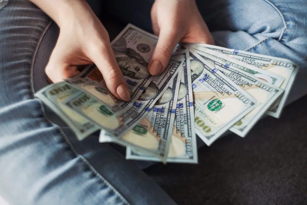 47 Surprising Ways to Make an Extra $1000 a Month [in 2023]