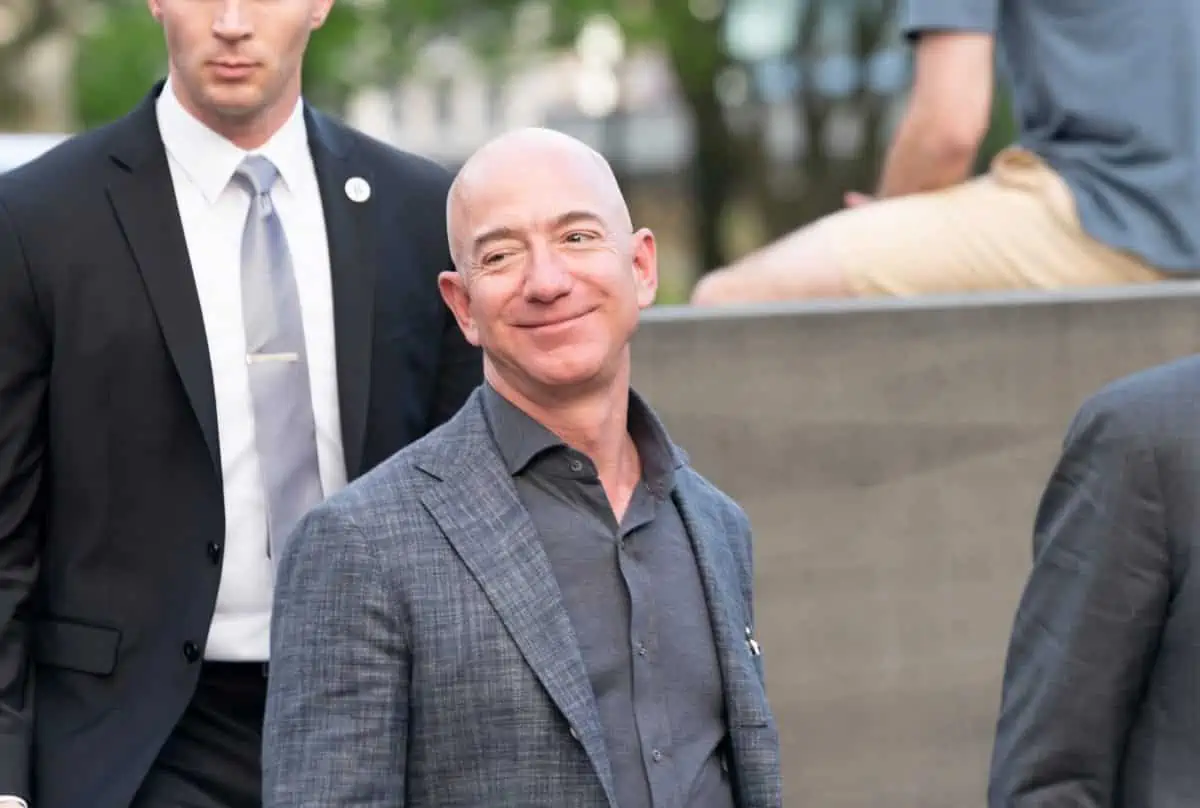 shutterstock 1399561367 jeff bezos scaled e1653855315254 - American Billionaires: Here Is the Richest Person in Every U.S. State