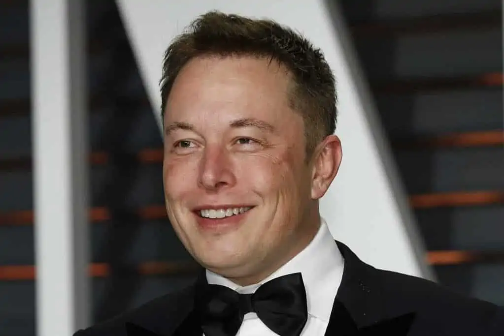 shutterstock 256453009 elon musk scaled e1653855465415 - "They Dug Their Own Graves": Elon Musk on Housing Bubble