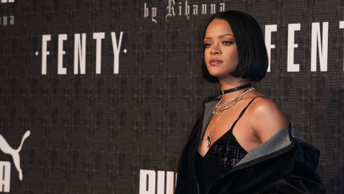 rihanna shutterstock 1 - Forget Millionaires - These 10 Celebrities Are Worth $1 Billion or More