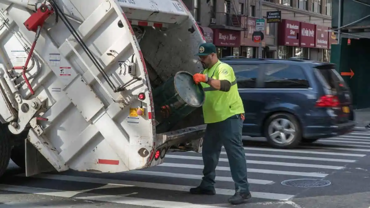 sanitation worker high paying job nobody wants