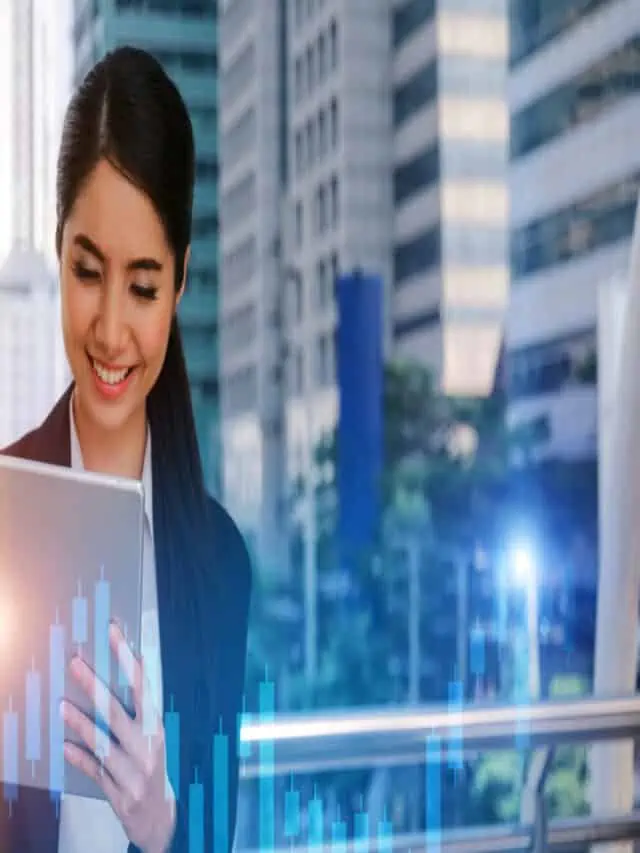 Young,Asian,Investor,Business,Woman,Smiling,And,Looking,Mobile,Tablet