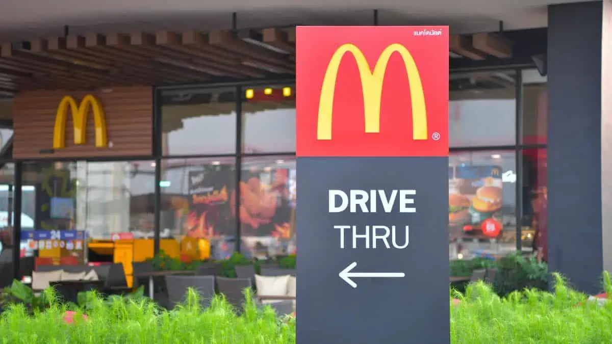 mcdonalds drive thru ss - Tipping Fatigue: Americans Fed Up With Shift in Gratuity Etiquette