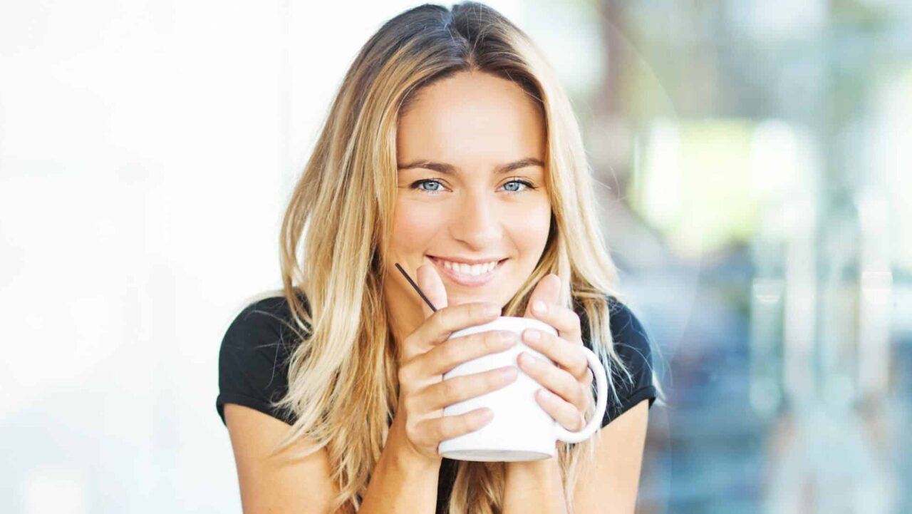 woman drinking coffee