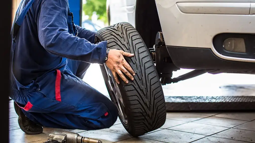 tire ss - 12 Respectable Jobs That People Look Down On - For No Reason At All