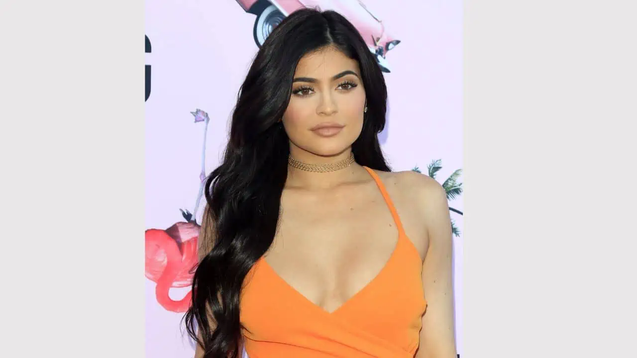 kylie jenner ss - 10 "Rags to Riches" Stories That Are Completely Untrue - They Were Wealthy All Along