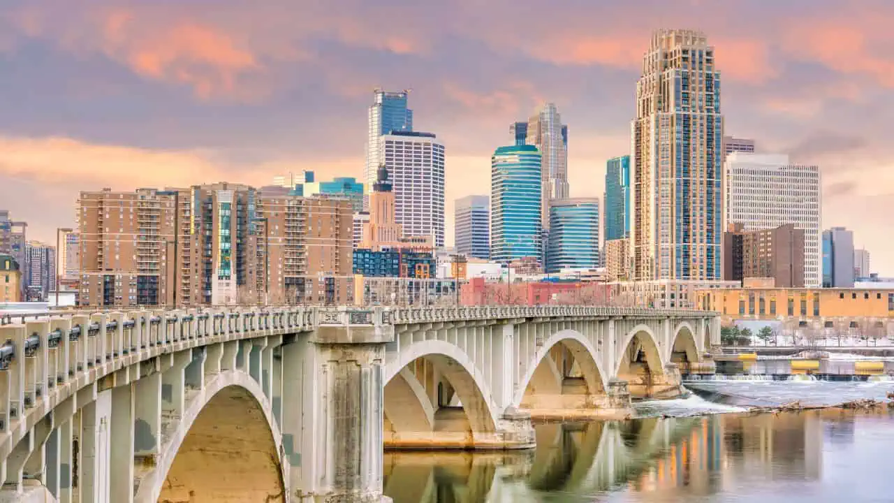 Minneapolis ss - These Are the 10 Most Miserable States in America (And the 5 Happiest)