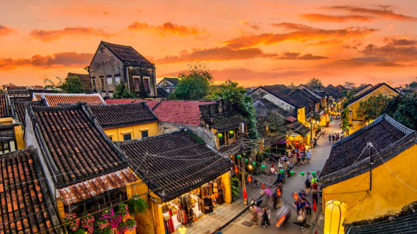 15 Beautiful Retirement Destinations - That Are Surprisingly Affordable 13 Hoi An, Vietnam
