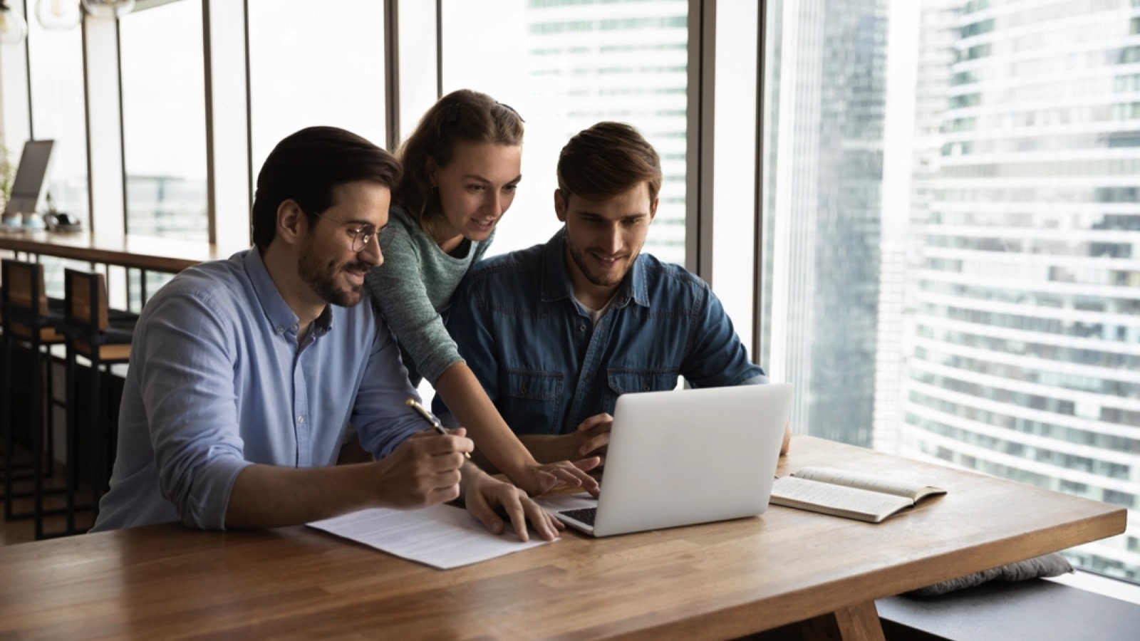 10% of Surveyed Employers Want a Mandatory 6-Day Workweek 13 Colleague helping team member