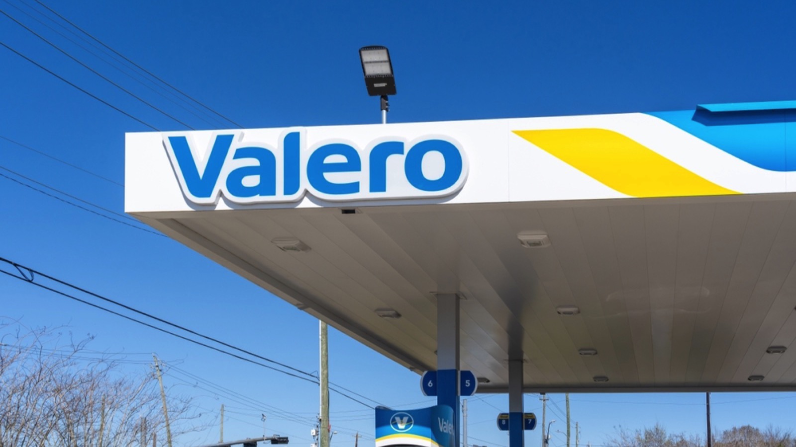 America's 10 Most-Hated Gas Stations (And 5 Most Loved) 4 Valero gas station